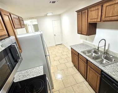 1810 Wiseman Avenue - Photo Thumbnail 1