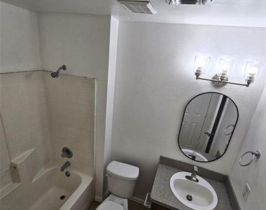 1810 Wiseman Avenue - Photo Thumbnail 17