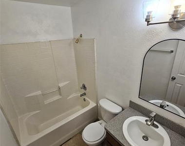 1810 Wiseman Avenue - Photo Thumbnail 16