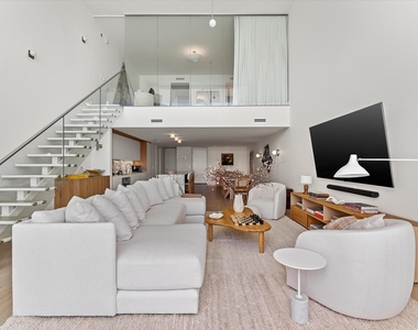 1040 Biscayne Boulevard - Photo Thumbnail 9