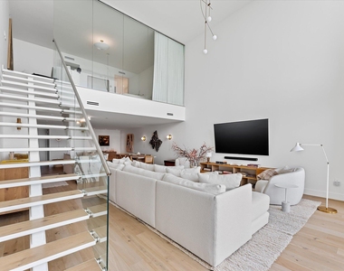1040 Biscayne Boulevard - Photo Thumbnail 10