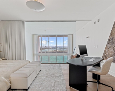 1040 Biscayne Boulevard - Photo Thumbnail 14