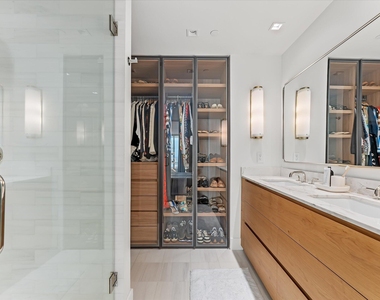 1040 Biscayne Boulevard - Photo Thumbnail 15