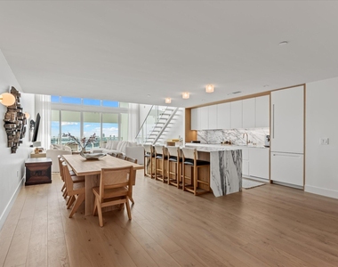 1040 Biscayne Boulevard - Photo Thumbnail 1