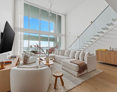 1040 Biscayne Boulevard - Photo Thumbnail 7