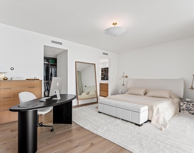 1040 Biscayne Boulevard - Photo Thumbnail 12
