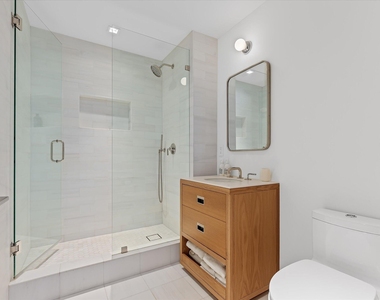 1040 Biscayne Boulevard - Photo Thumbnail 18