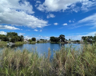 5420 Sw 25th Avenue - Photo Thumbnail 13