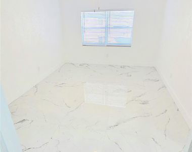 1848 Nw 55th Avenue - Photo Thumbnail 16