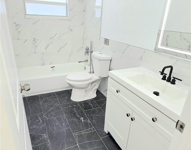 1848 Nw 55th Avenue - Photo Thumbnail 10