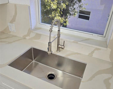 1848 Nw 55th Avenue - Photo Thumbnail 3