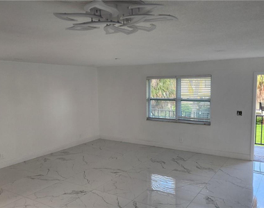 4160 Nw 21st Street - Photo Thumbnail 9