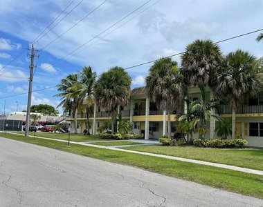 4160 Nw 21st Street - Photo Thumbnail 4