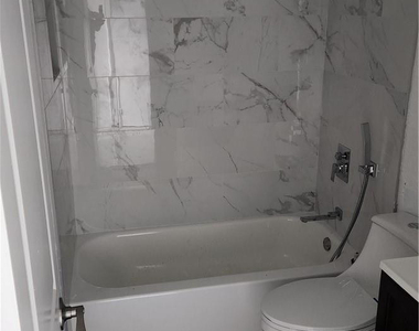 4160 Nw 21st Street - Photo Thumbnail 10