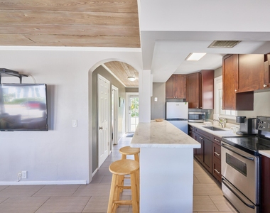 1214 E Atlantic Avenue - Photo Thumbnail 12