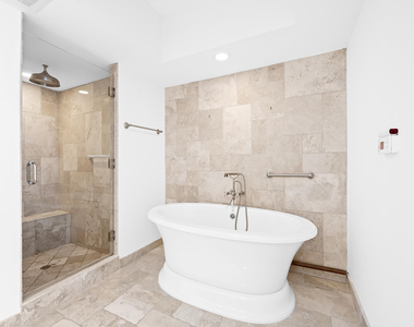 333 Las Olas Way - Photo Thumbnail 18