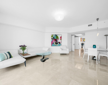 333 Las Olas Way - Photo Thumbnail 3