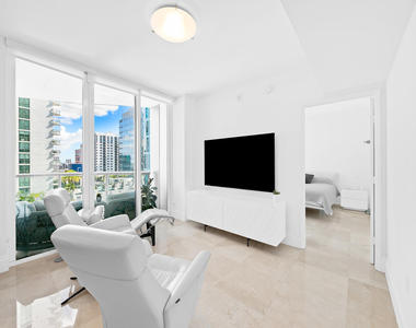 333 Las Olas Way - Photo Thumbnail 11