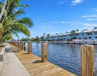 4500 N Federal Highway - Photo Thumbnail 13