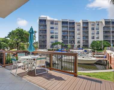 20 Royal Palm Way - Photo Thumbnail 35