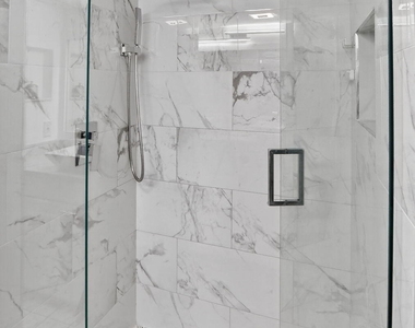 20 Royal Palm Way - Photo Thumbnail 27