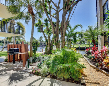 20 Royal Palm Way - Photo Thumbnail 48