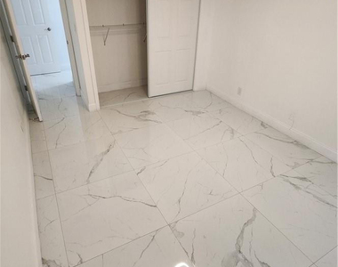 3301 Spanish Moss Terrace - Photo Thumbnail 11