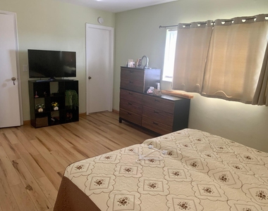230 Ne 26th Avenue - Photo Thumbnail 10