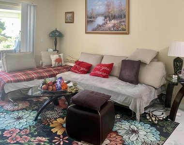 230 Ne 26th Avenue - Photo Thumbnail 7
