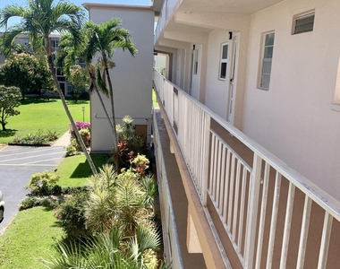 230 Ne 26th Avenue - Photo Thumbnail 15