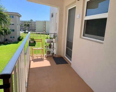 230 Ne 26th Avenue - Photo Thumbnail 2