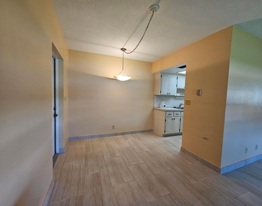 1901 Ne 29th Street - Photo Thumbnail 6