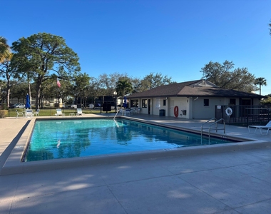 6271 Chasewood Drive - Photo Thumbnail 13