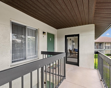 6271 Chasewood Drive - Photo Thumbnail 11