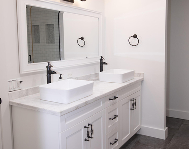 634 Se 3rd Avenue - Photo Thumbnail 7