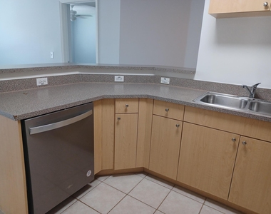 215 Villa Circle - Photo Thumbnail 1