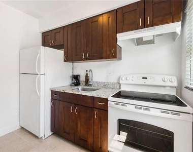 801 Ne 19th Avenue - Photo Thumbnail 5