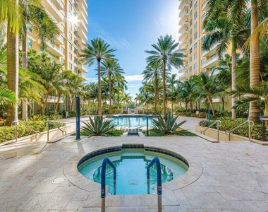 700 E Boynton Beach Boulevard - Photo Thumbnail 11