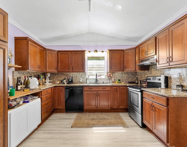 110 Wilson Road - Photo Thumbnail 7