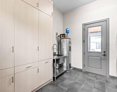 13155 Southfields Road - Photo Thumbnail 41