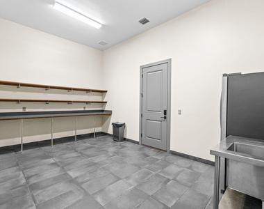 13155 Southfields Road - Photo Thumbnail 40