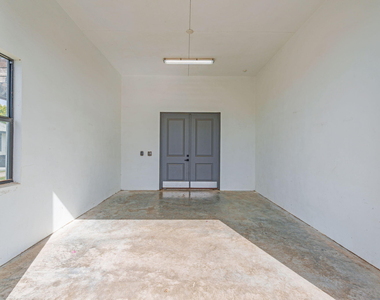 13155 Southfields Road - Photo Thumbnail 43