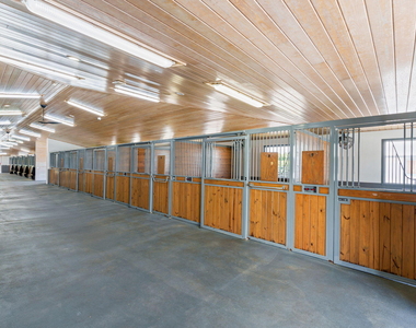 13155 Southfields Road - Photo Thumbnail 5