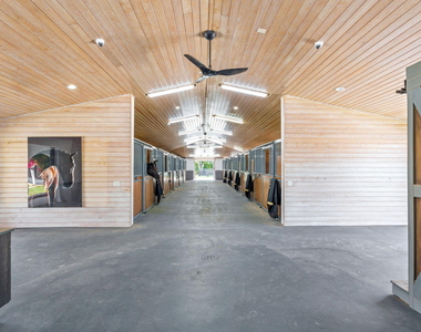 13155 Southfields Road - Photo Thumbnail 4