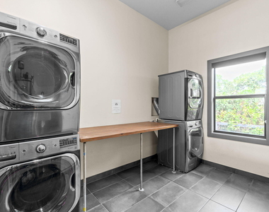 13155 Southfields Road - Photo Thumbnail 38