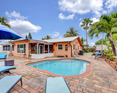 661 Eagle Circle - Photo Thumbnail 34