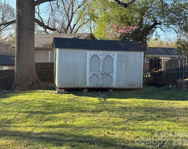 2359 Maplewood Drive - Photo Thumbnail 18