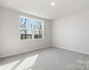 7024 Capstan Terrace - Photo Thumbnail 28
