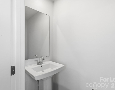 7024 Capstan Terrace - Photo Thumbnail 11