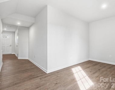 7024 Capstan Terrace - Photo Thumbnail 6